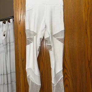 Lululemon White Mesh Panel Legging